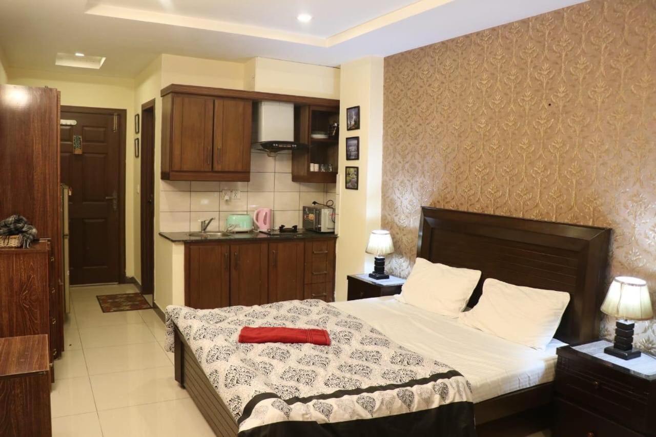 Cozy Studio Apartment In Bahria Town ราวัลปินดี ภายนอก รูปภาพ